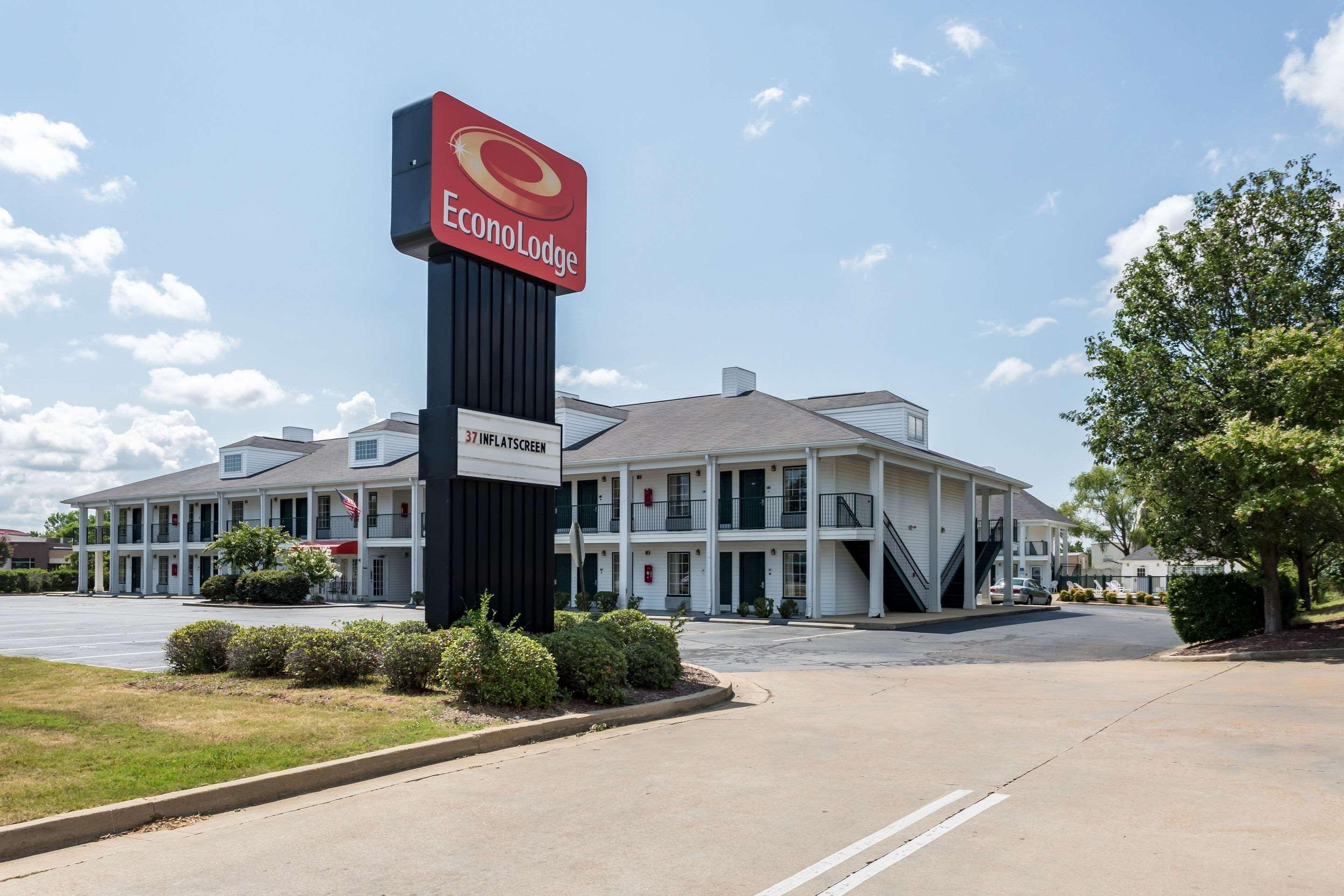 Econo Lodge Tupelo Buitenkant foto
