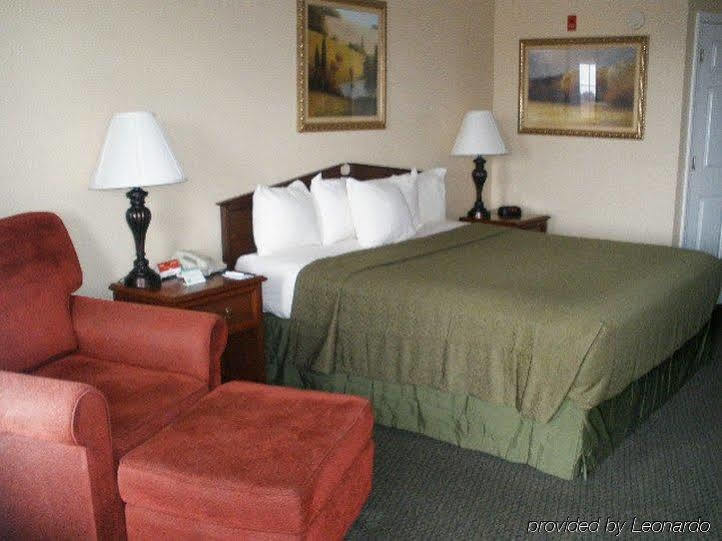 Econo Lodge Tupelo Buitenkant foto